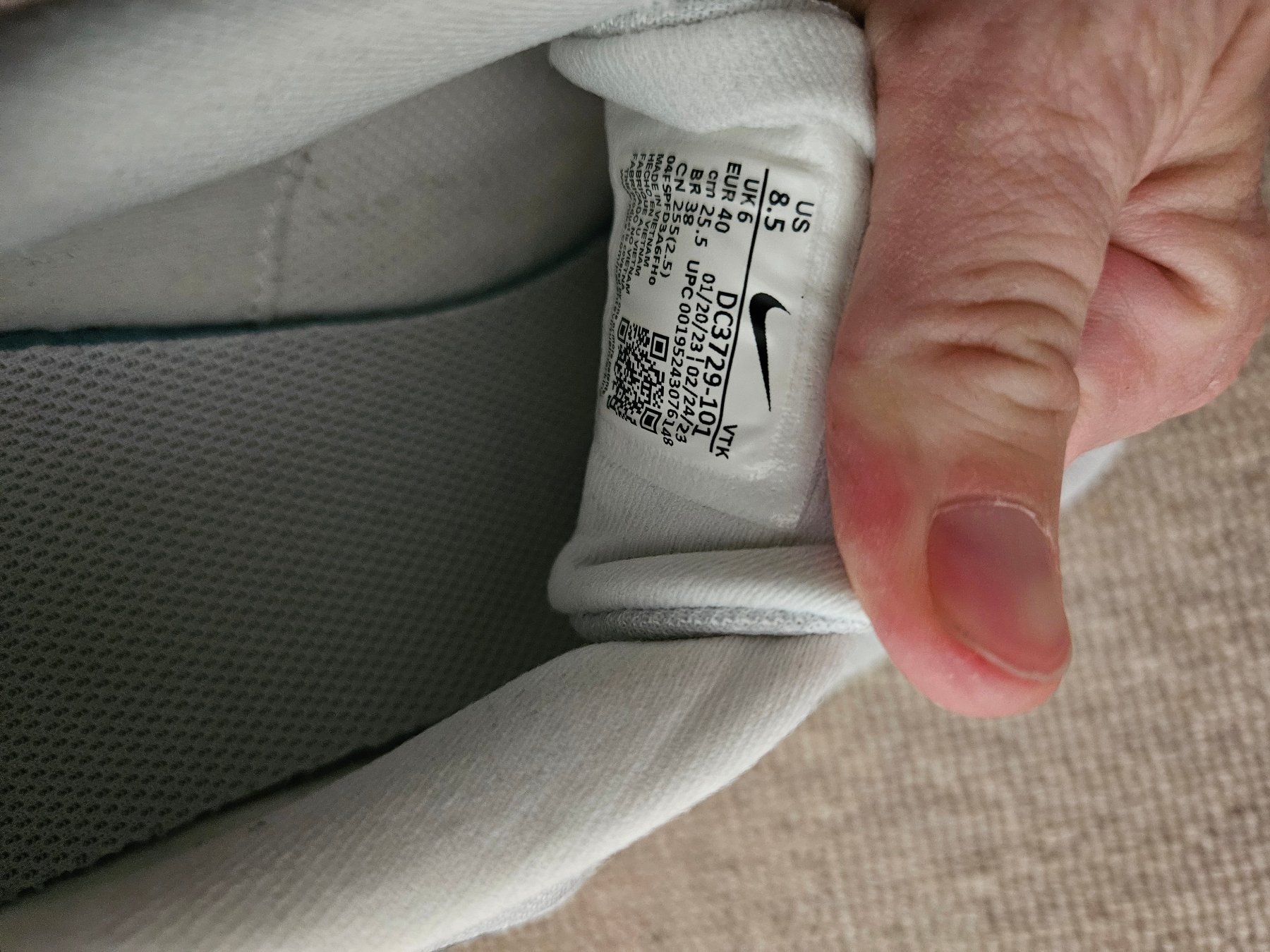 Nike Chaussures hommes: Nike Turnschuhe 40 – D'occasion à Hünenberg par lexli06 3