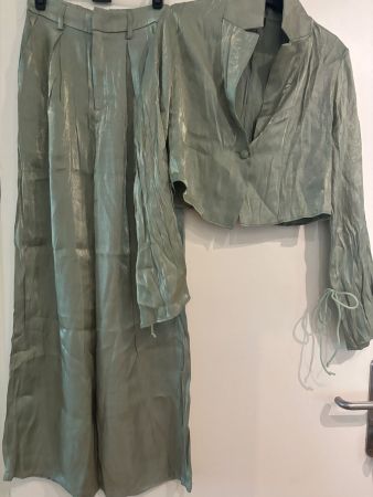 Woman BLUSE/HOSE -Set  Gr.S (Am)