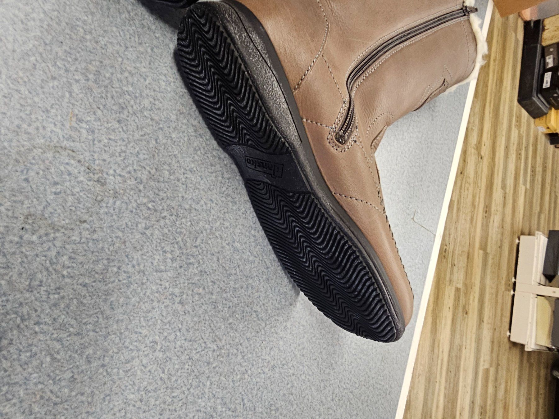 Helvesko Scarpe da donna: Helvesko – Nuovo e nell'imballaggio originale da Möhlin venduto da Highwaytom 2