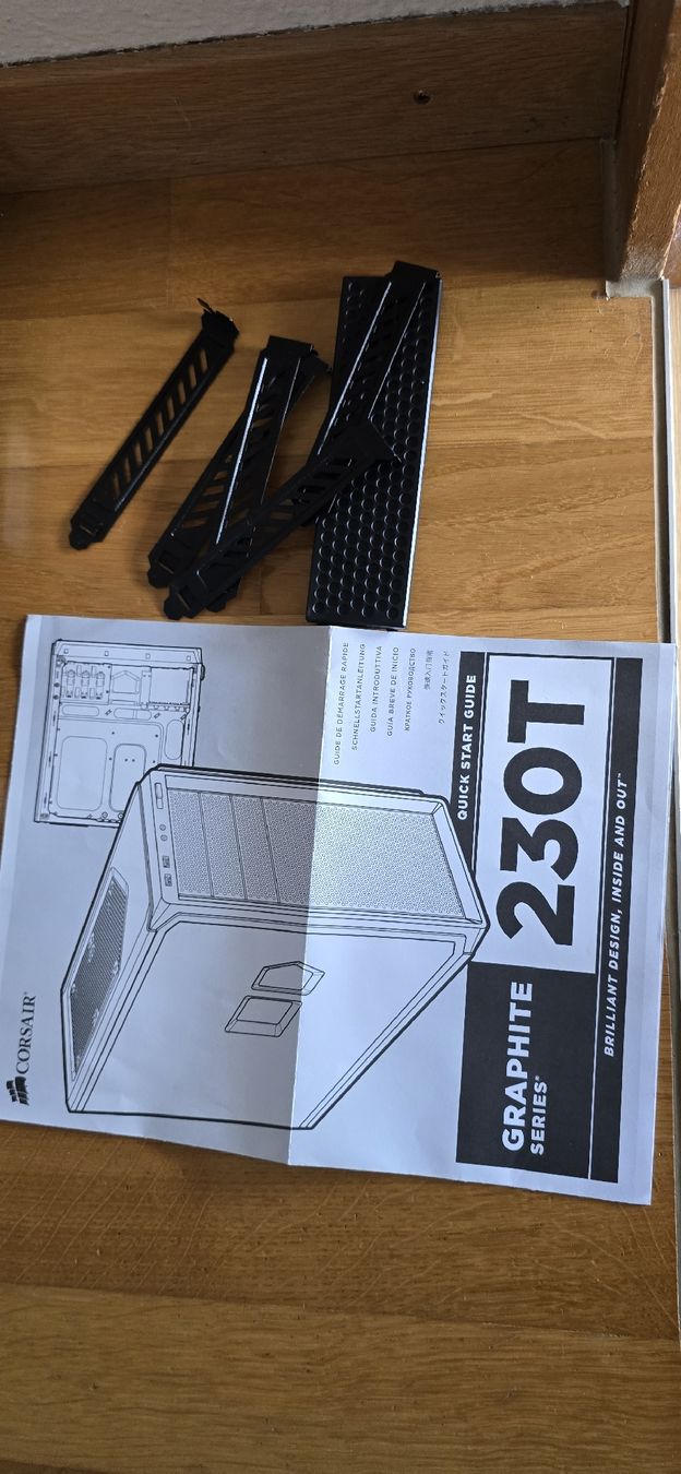 Corsair Boîtiers: Corsair Graphite 230T PC Case orange  – D'occasion à Meilen par Roobiedoobie 4