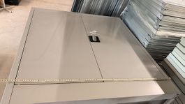 Metallschrank weiss abschliessbar