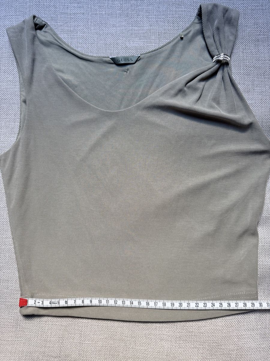 Guess Robes: Guess - figurbetonte -Set: Sage Green Farbe – Neuf (Voir description) à Bern par Marie_B21 5