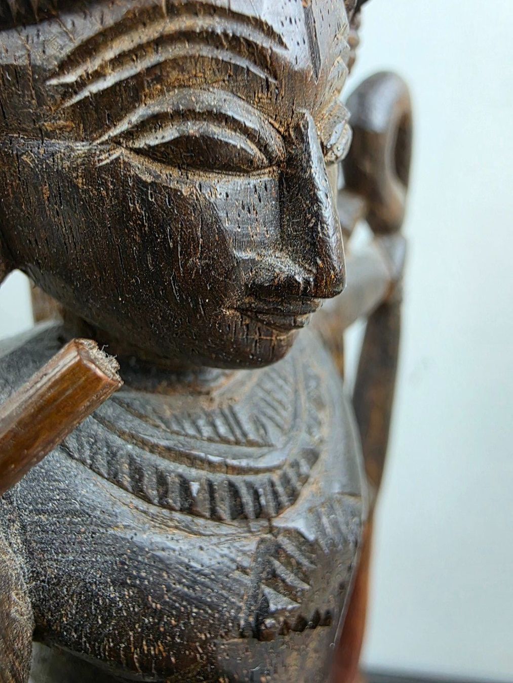 Statuette: Handgeschnitzte Holzfigur – Krishna mit Flöte – Usato da Flums venduto da Flumsantik 2