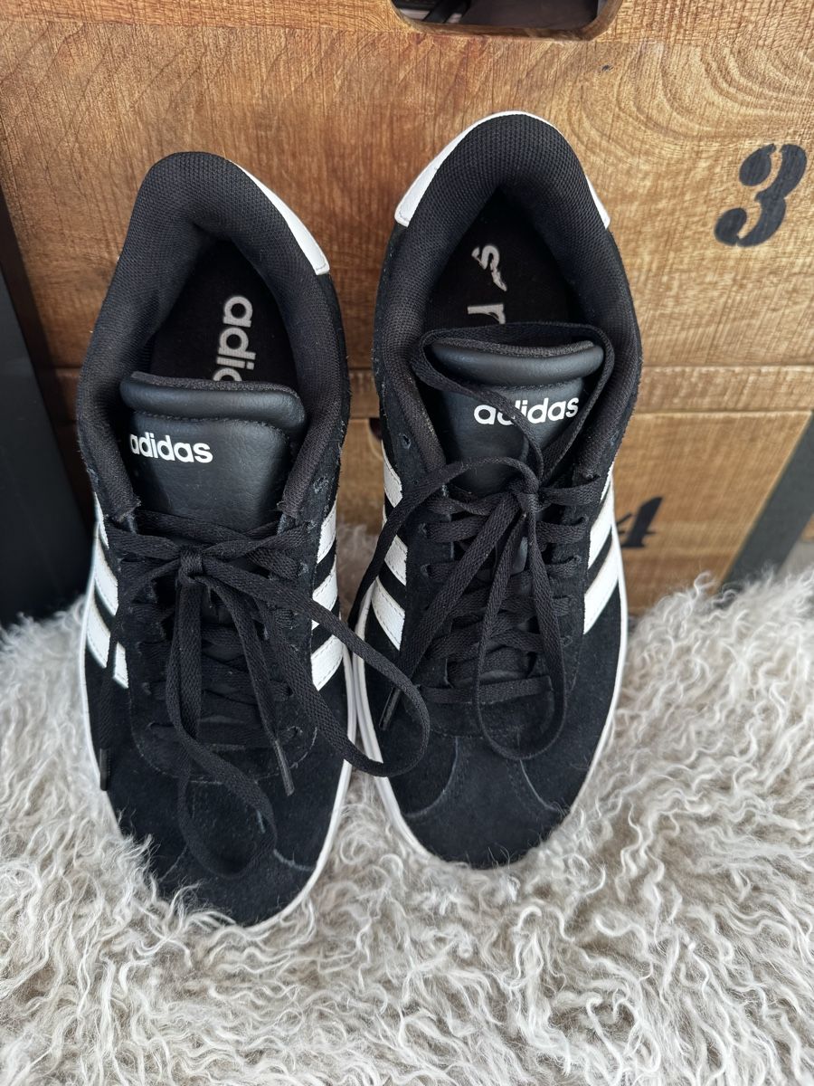 Adidas Chaussures femmes: Adidas Plateausneaker Gr. 37 – D'occasion à Buchs SG par Scheni71 5