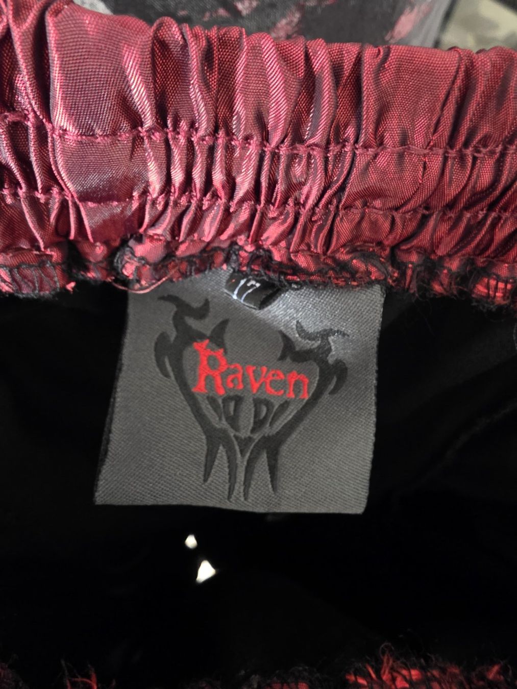 Röcke: Raven Gothic Rockabilly Jupe/Rock, Schwarz/Rot. – Neu (gemäss Beschreibung) aus Lohn-Ammannsegg von leo6684 1