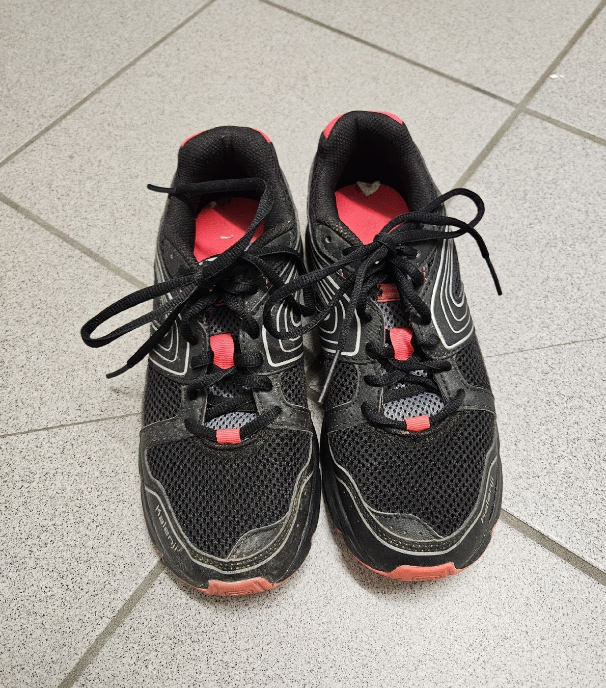 Decathlon Scarpe da uomo: chaussures de sport Kalenji – Usato da Tramelan venduto da Vipers1 1