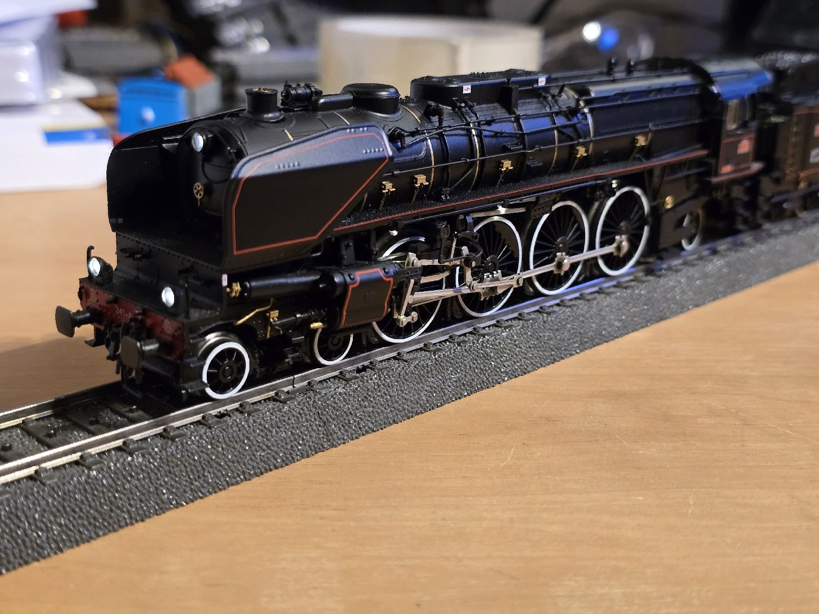 Märklin Modelleisenbahnen: Märklin 241.A.65 – Gebraucht aus Mettmenstetten von ric_ww8q