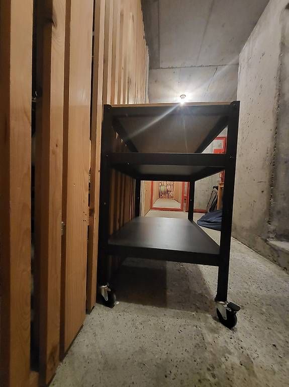 Mobili & Arredamento: Ikea-Küchenwagen oder Werkbank – Usato da Bern venduto da Majita86 2