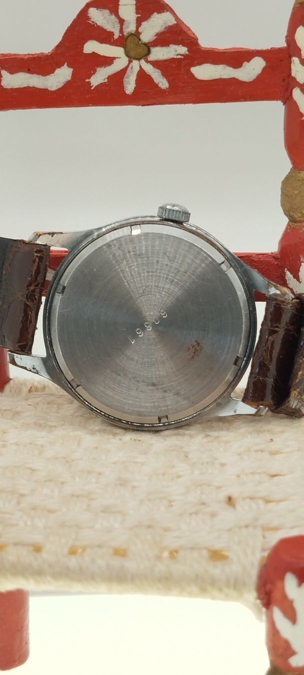 Orologi: Montre lov années 40's – Usato da La Chaux-de-Fonds venduto da jac_9llg 6