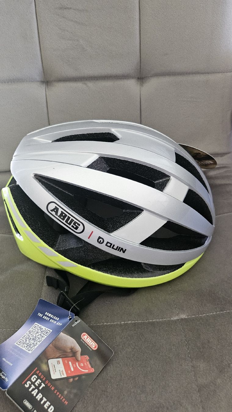 Abus Caschi: Abus Viantor Quin helmet with crash detection – Nuovo e nell'imballaggio originale da Glattpark(Opfikon) venduto da aiz_8pqg 1