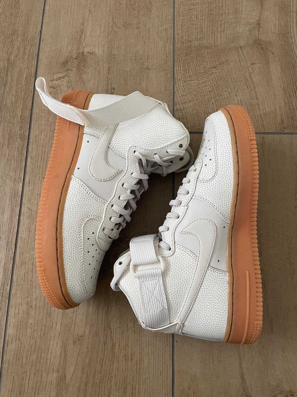 Nike Scarpe da donna: Nike Air Force 1 Gr. 37.5 NEU – Nuovo (secondo la descrizione) da Waltenschwil venduto da hansnine 5