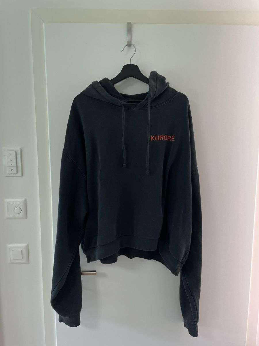 Pullover & Sweatshirts: KURORE® Hoodie Grösse One Oversized – Gebraucht aus Bassersdorf von Joe_56lh