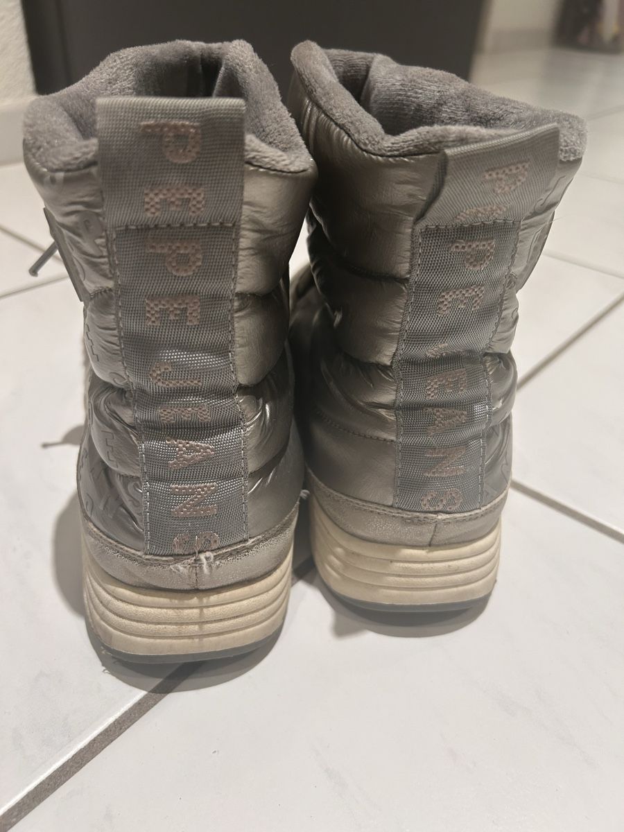 Pepe Jeans Scarpe per ragazzi: Warme Pepe Jeans Winterschuhe Gr. 39 – Usato da Herrliberg venduto da Mena013 2