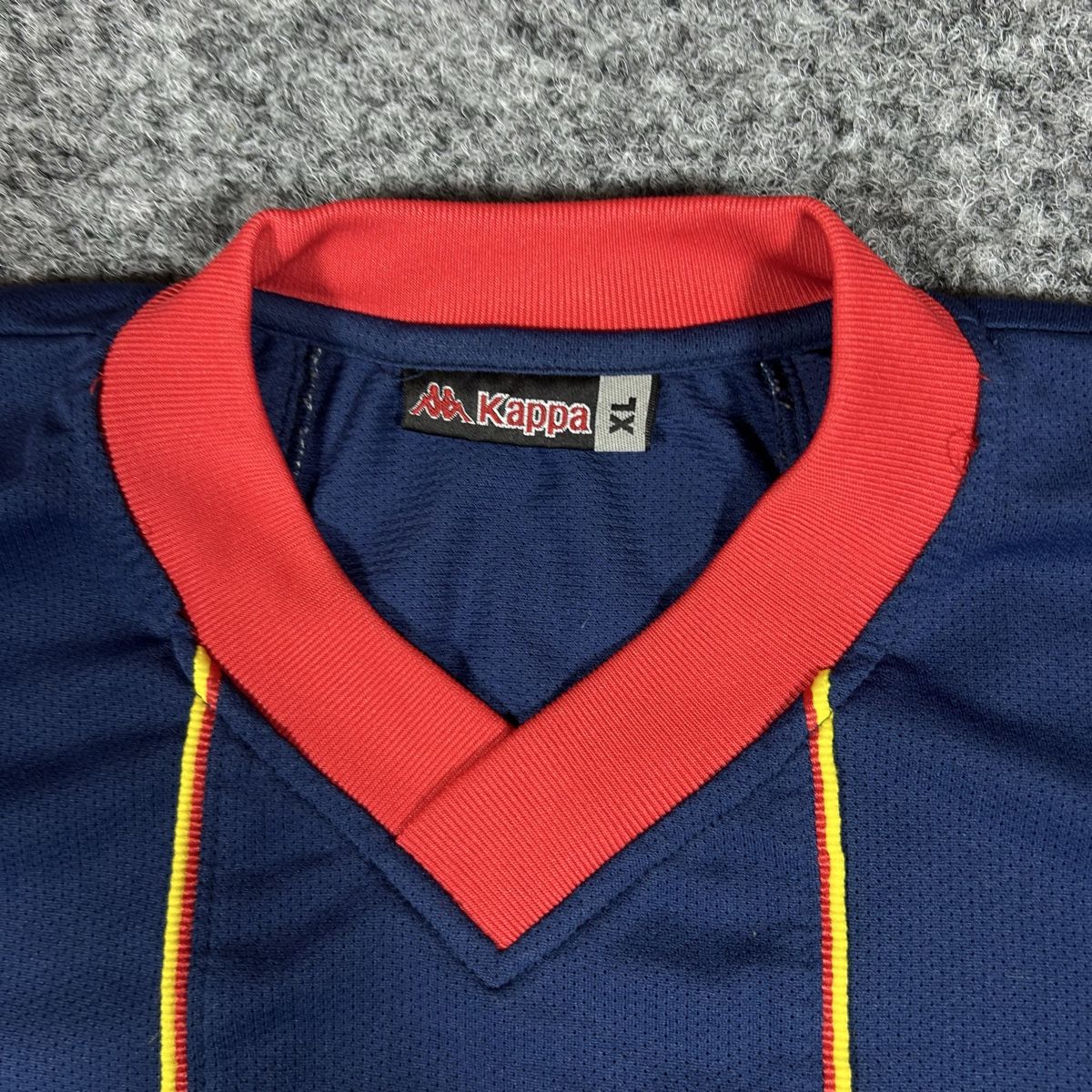 Canottiere & Pantaloni: Vintage kappa jersey  – Usato da La Sagne NE venduto da Matlasape 1