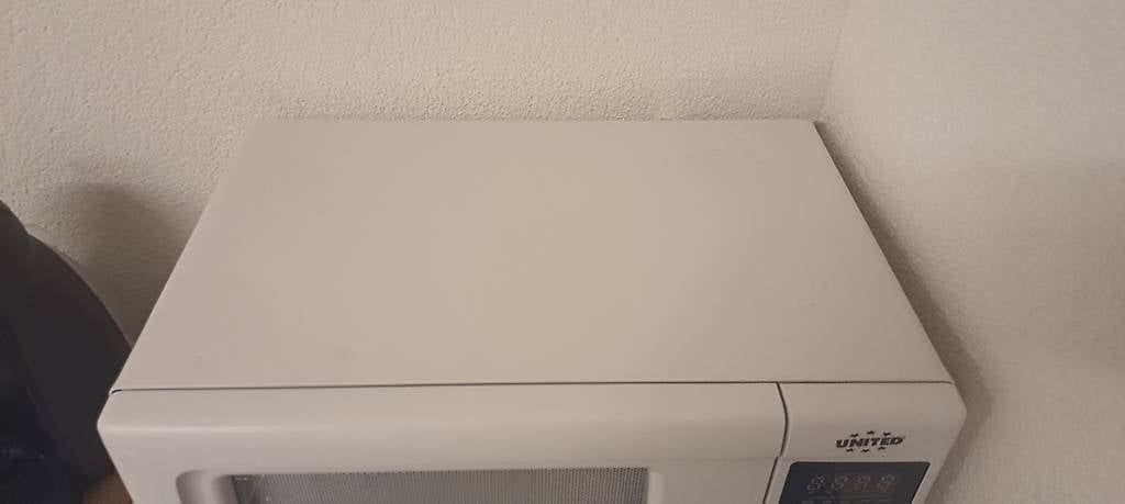Elettrodomestici da cucina: Mikrowelle – Usato da Grabs venduto da Neuton 3