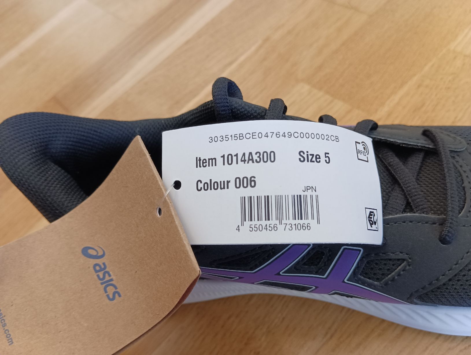 Asics Chaussures femmes: Neue Asics Laufschuhe Gr. 37.5 – Neuf avec emballage d'origine à Densbüren par H-76 5