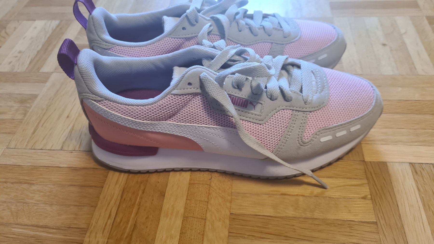 Puma Scarpe da donna: NEUE Puma Turnschuhe – Nuovo (secondo la descrizione) da Bergdietikon venduto da mimxmy 1