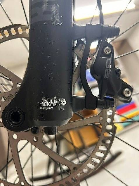 Vélos: Mountainbike SPECIALIZED Stumpjumper – D'occasion à Uster par Croissant 4