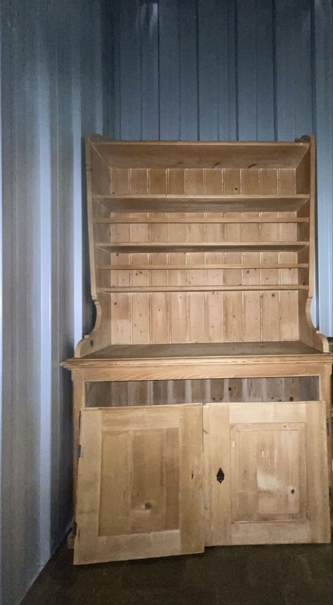 Credenze: Rustikales Buffet / Küchenregal aus Kiefer – Usato da Zürich venduto da las_7ryw 2