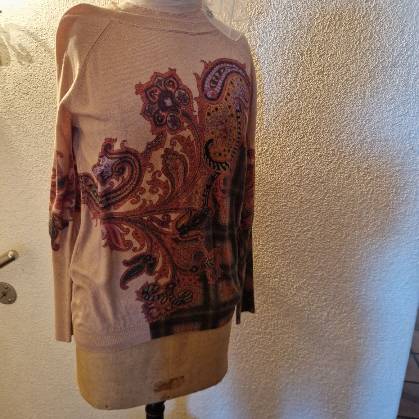 Maglioni & Felpe: Wunderschöner Damen Pullover Etro Milano gr it42 mit Muster, – Usato da Gwatt (Thun) venduto da Letzte-Chance-II 2