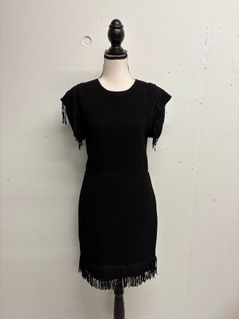 Maje Kleid mit Fransen Gr. 36 schwarz kurzarm