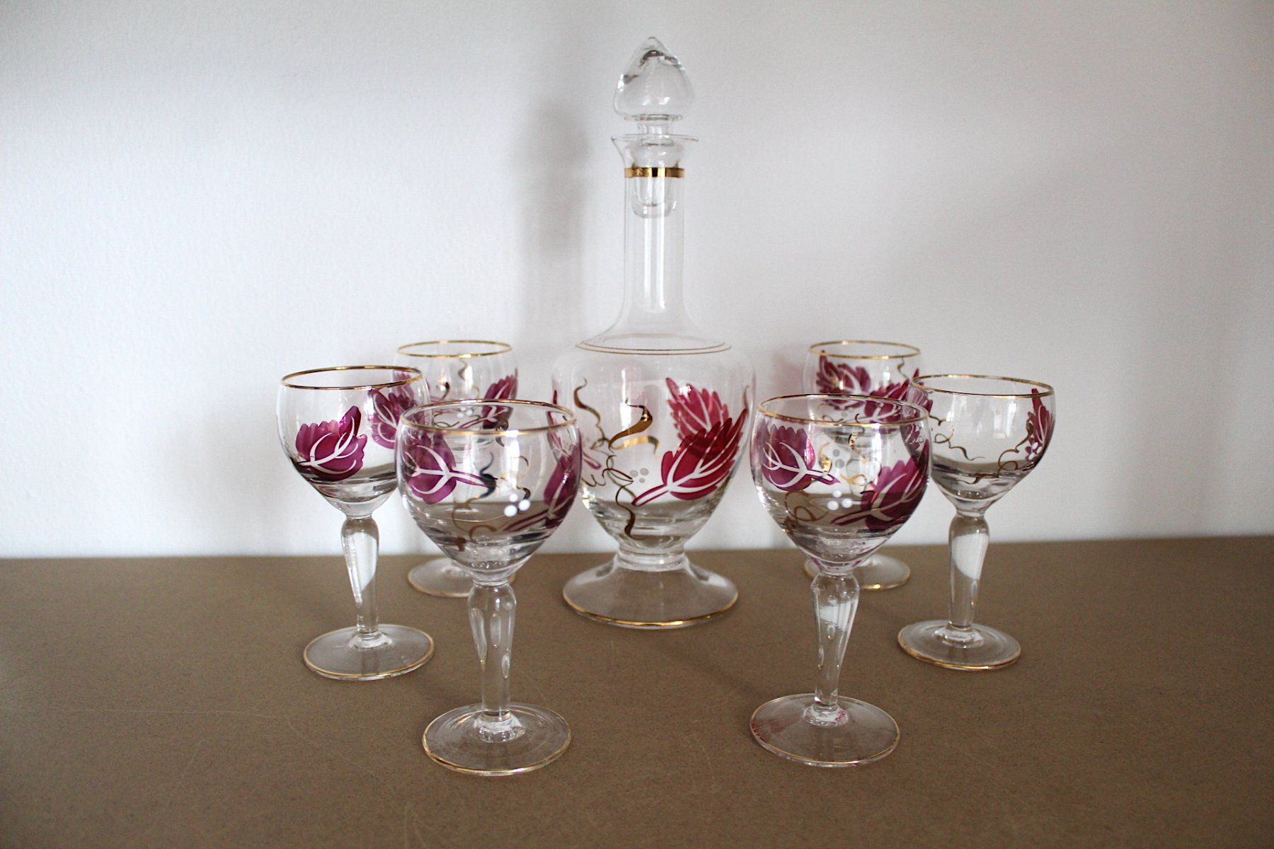 Caraffe: Elegantes, Handbemaltes Likör-Set, – Usato da Locarno venduto da fripui