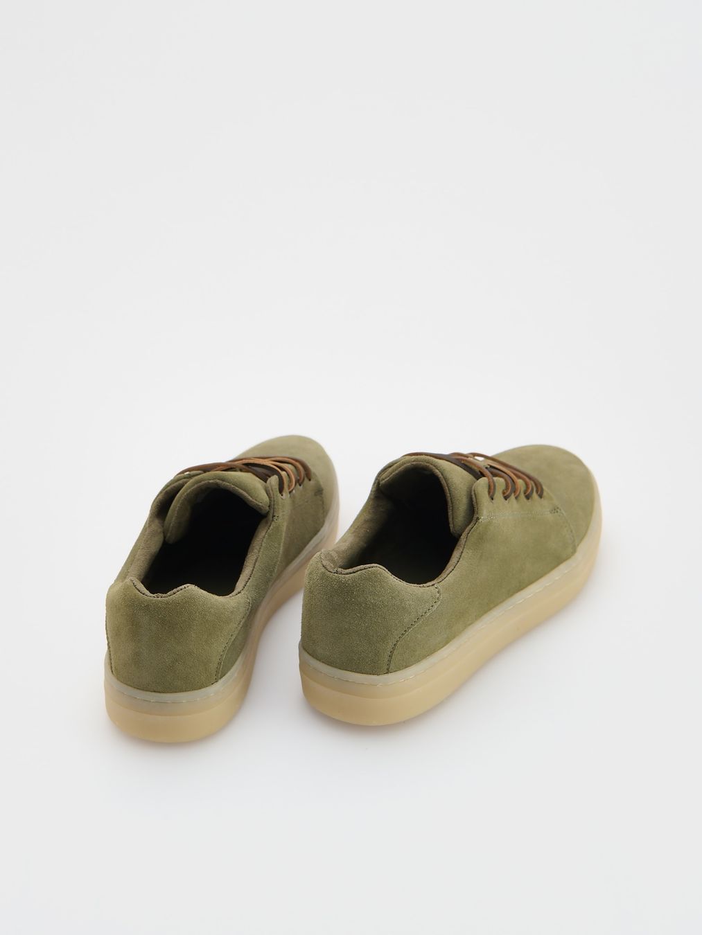 Scarpe da uomo: New men's olive leather shoes, size 43 – Nuovo e nell'imballaggio originale da Zug venduto da pav_q5f7 1