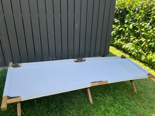 Liegen & Liegestühle: Feldbett - Sonnenliege - Liegebett – Gebraucht aus Burg im Leimental von Anna_Wiener