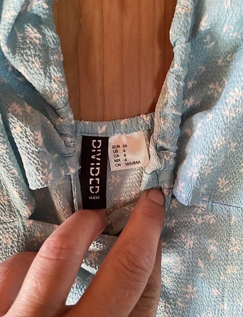 H&M Vestiti: Sommerkleid zu verkaufen – Usato da Adligenswil venduto da Labe83