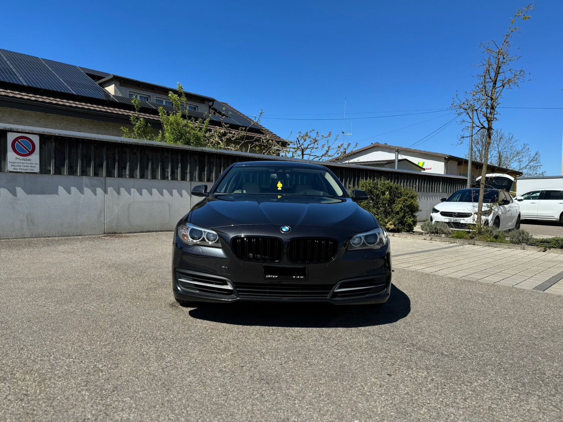 BMW Automobili: Bmw 528i – Usato da Gossau SG venduto da Nez-lim 1