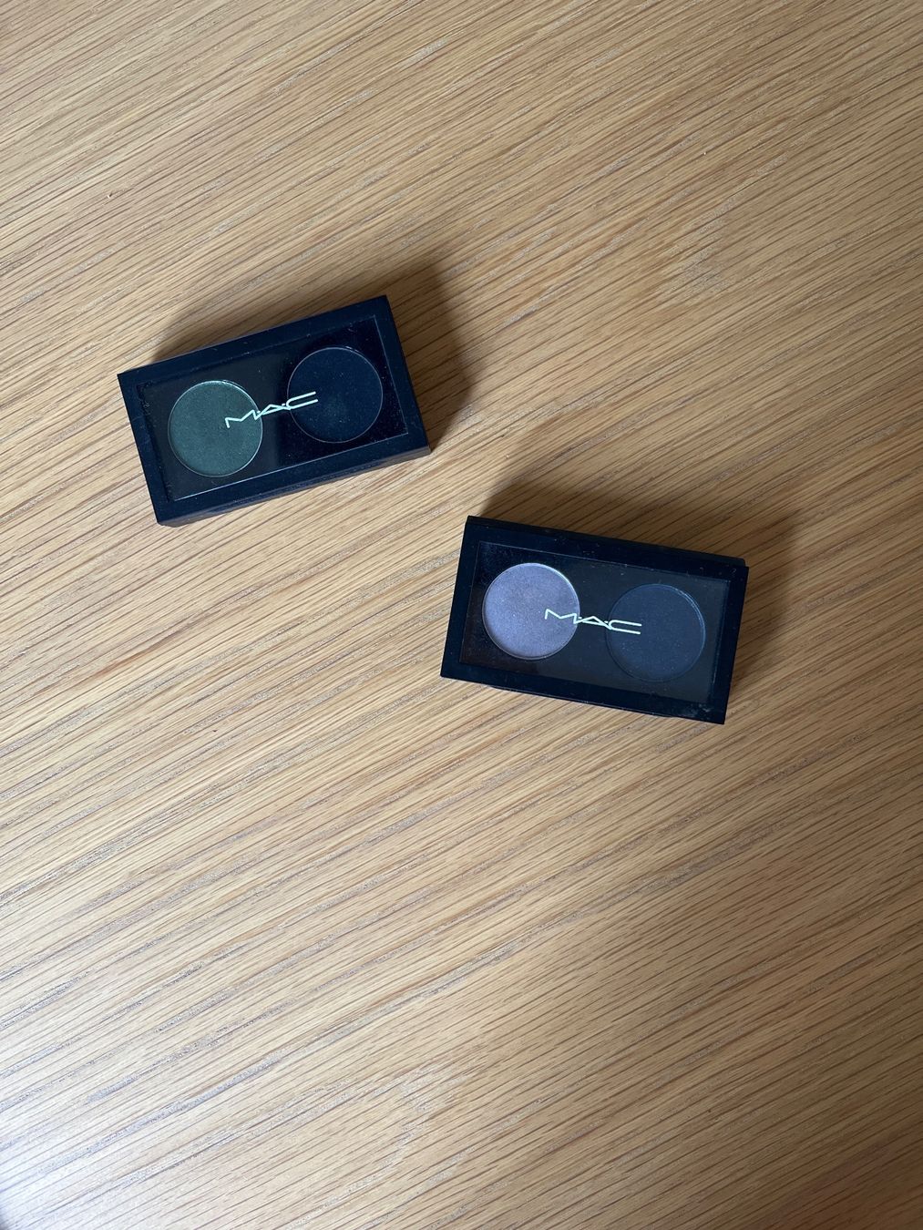 Mac Cosmetics Make-up: MAC duo fard à paupières – Usato da La Tour-de-Peilz venduto da Enzo25cc