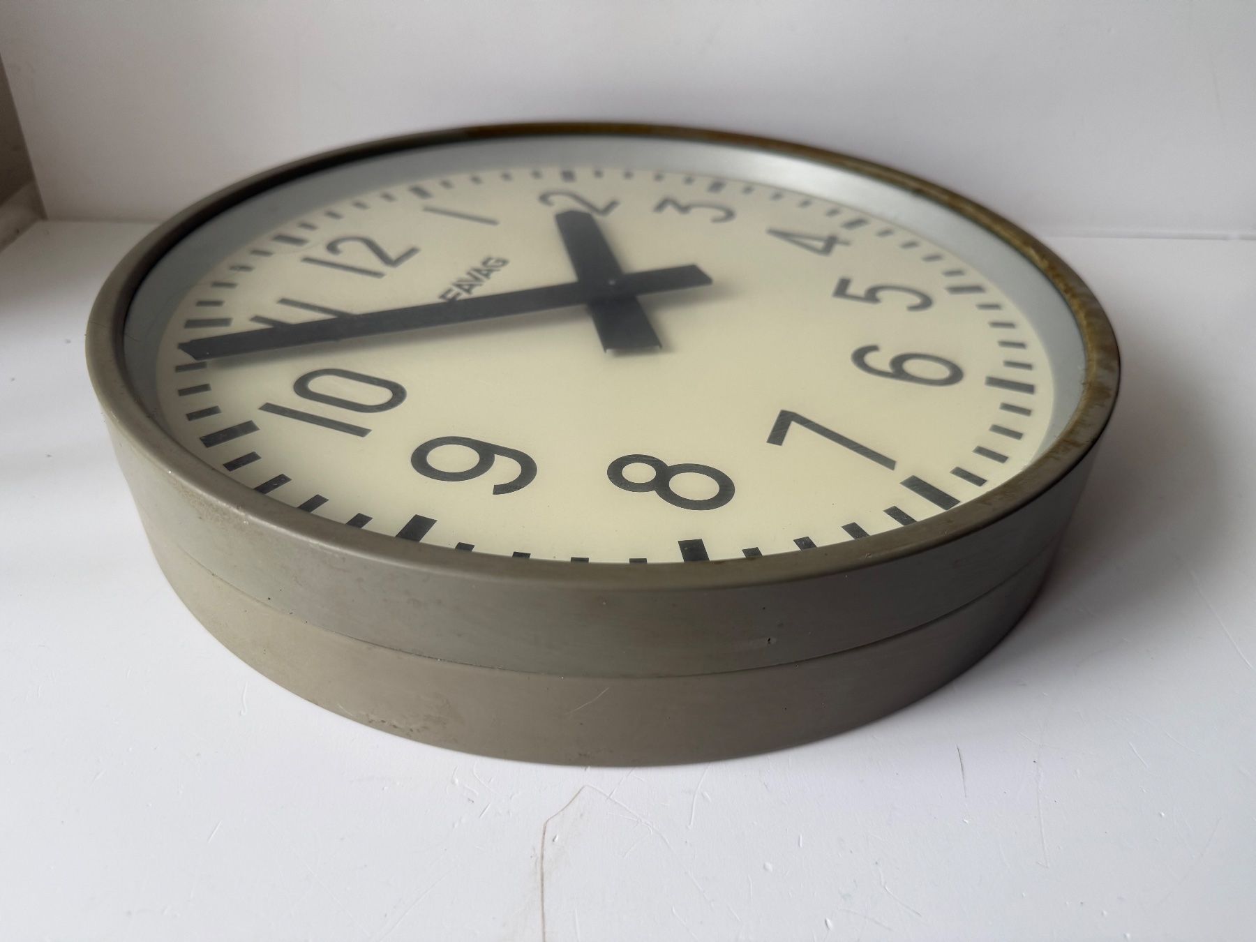 Montres: FAVAG Industrieuhr – D'occasion à Zwingen par moje1 6