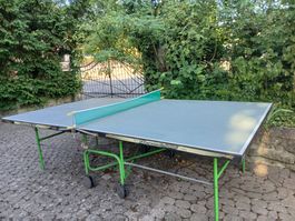 ALTER PING PONG/TISCHTENNISTISCH, KLAPPBAR, PLATZSPAREND