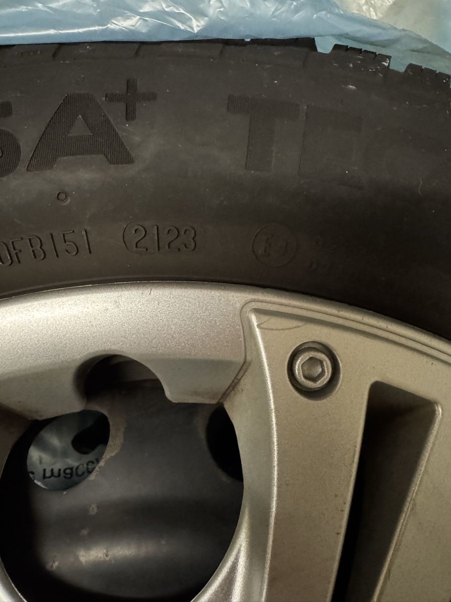 Tecar Pneus & Kompletträder: Radsatz - Esa+ Tecar 185/65 R15 – Gebraucht aus Steckborn von MemphisDepay 2
