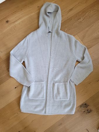 Strickjacke Chicorée mit Kapuze, hellgrau, Grösse L