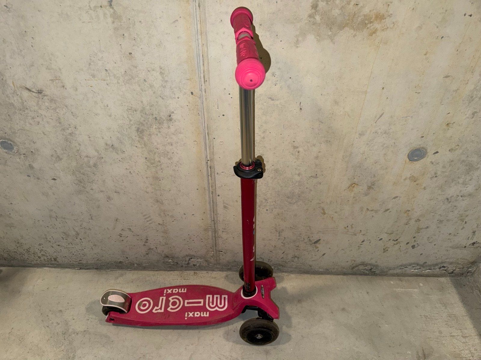 Micro Kickboard: Micro Maxi Deluxe LED – Usato da Forch venduto da zaq12wsx 1