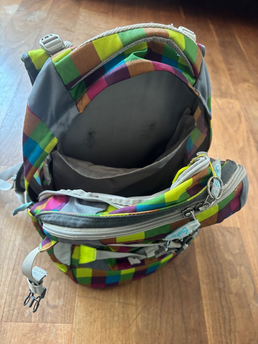 Satch Zaini: 1 Rucksack der Marke Satch mit Sporttasche – Usato da Innerthal venduto da 4li_td5l 4