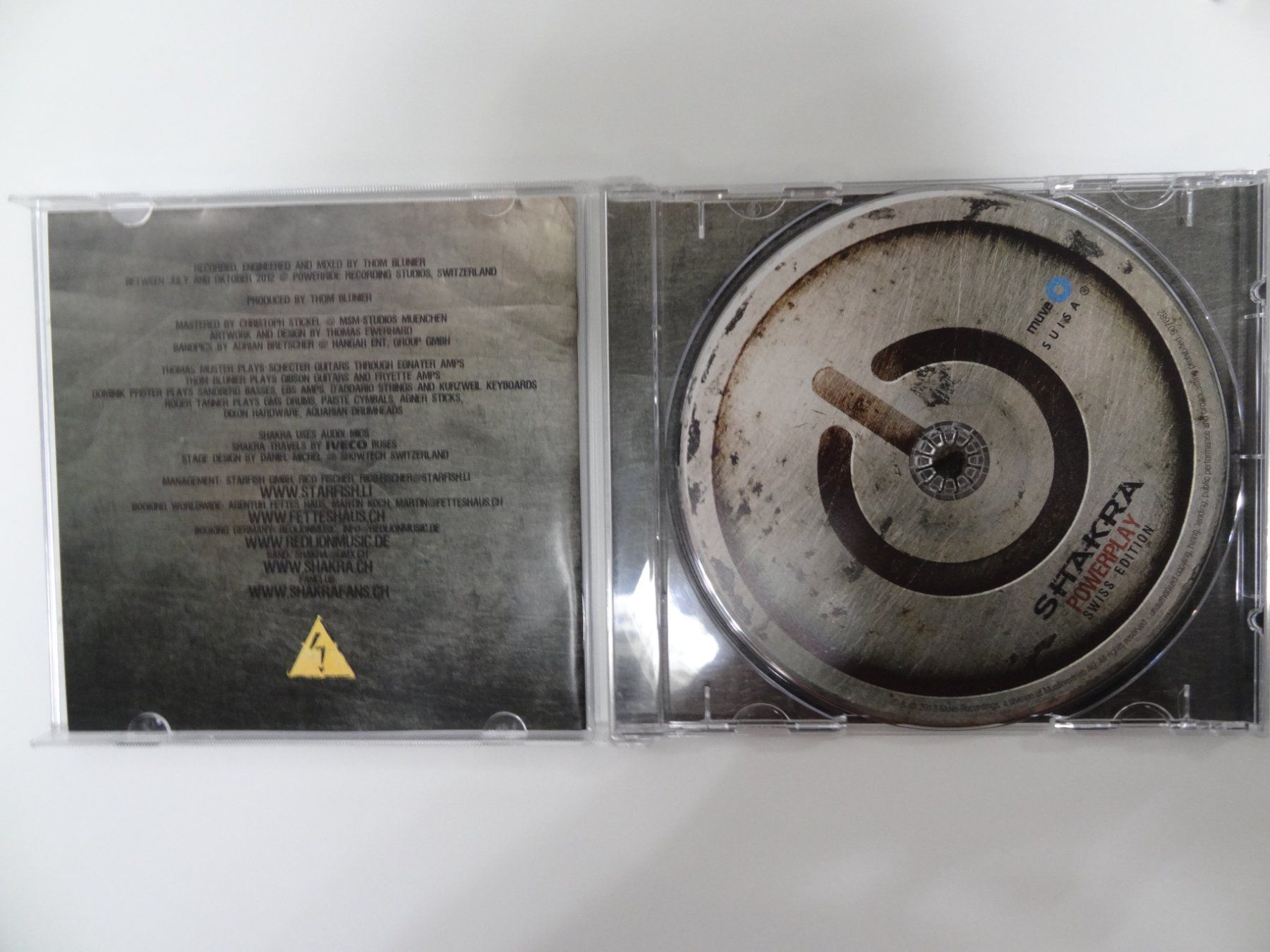 CDs: Shakra - Powerplay (Swiss Edition) CD – Gebraucht aus luzern von musicandart 2