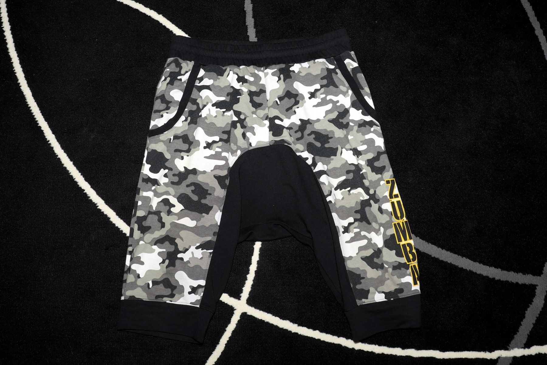 Lotti di vestiti: Zumba Outfit "set" – Usato da Solduno venduto da WildLife83 3