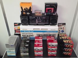 Vintage Audio MEGA-NOS-SET: Boombox & 188 NOS Kassetten etc.