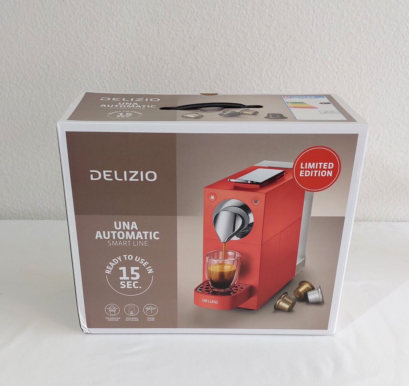 Kaffeemaschinen & Espressomaschinen: Delizio Kapsel - Kaffeemaschine Una cherry red – Neu und originalverpackt aus Bergdietikon von Zozo 1