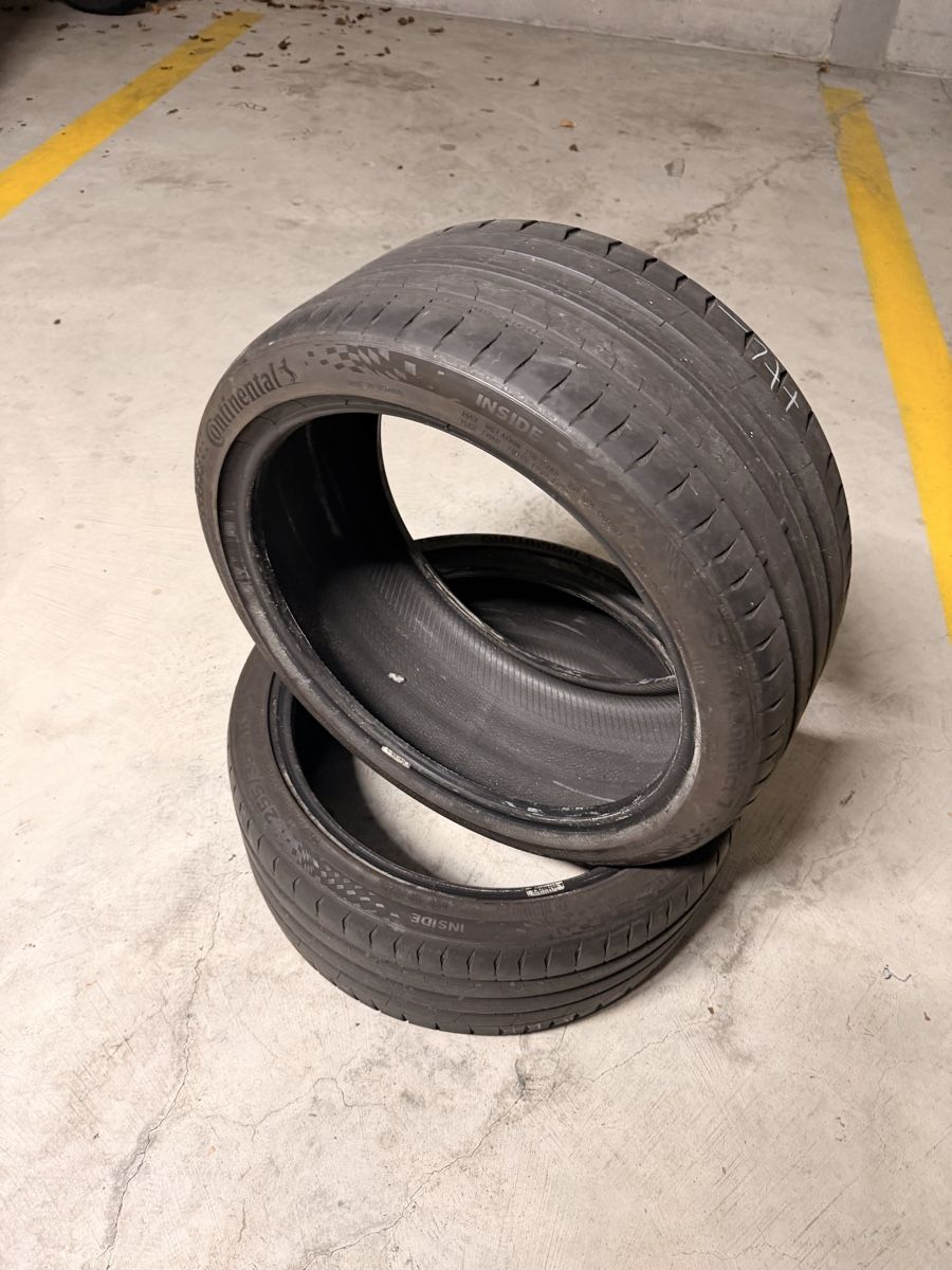 Pneus & Kompletträder: Continental 255/35 R19 Sommerreifen – Gebraucht aus Schlieren von caseiro1997 1