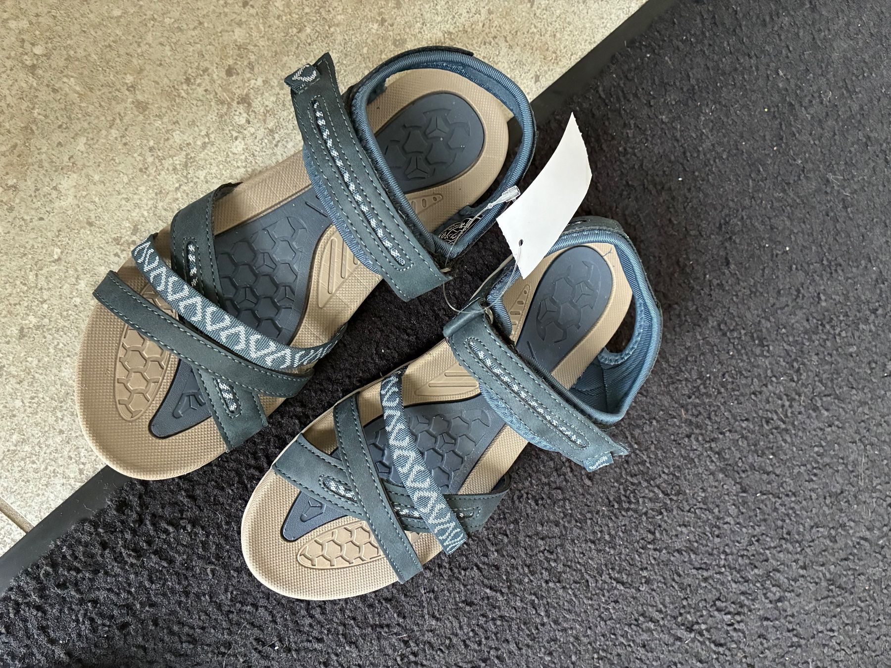 46 Nord Schuhe für Mädchen: Sandalen Mädchen – Neu und originalverpackt aus Urdorf von bia_t9lj