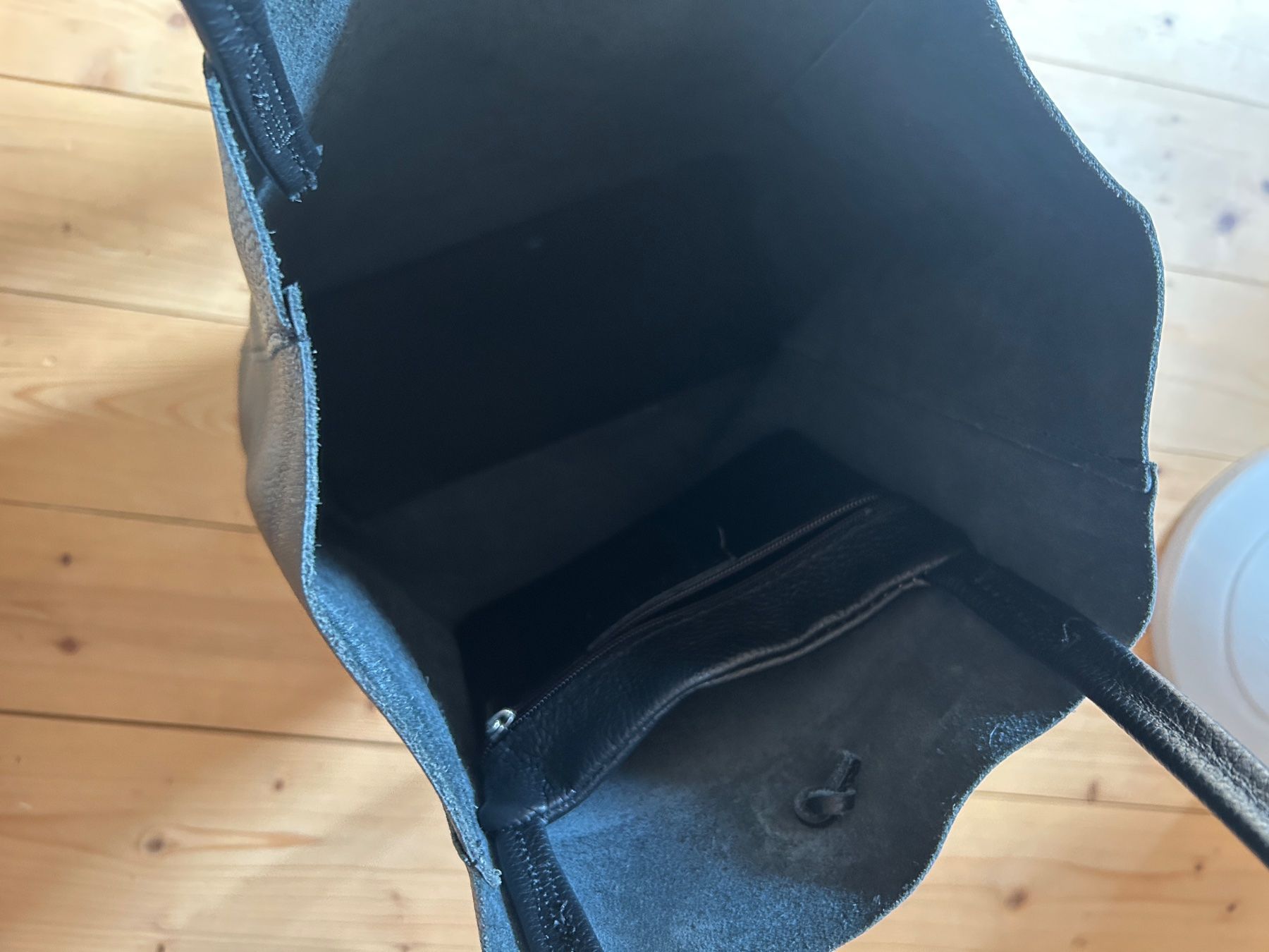 Sacs femmes: Uno Alla Volta Leder Tote – D'occasion à Illnau par Monkky 5