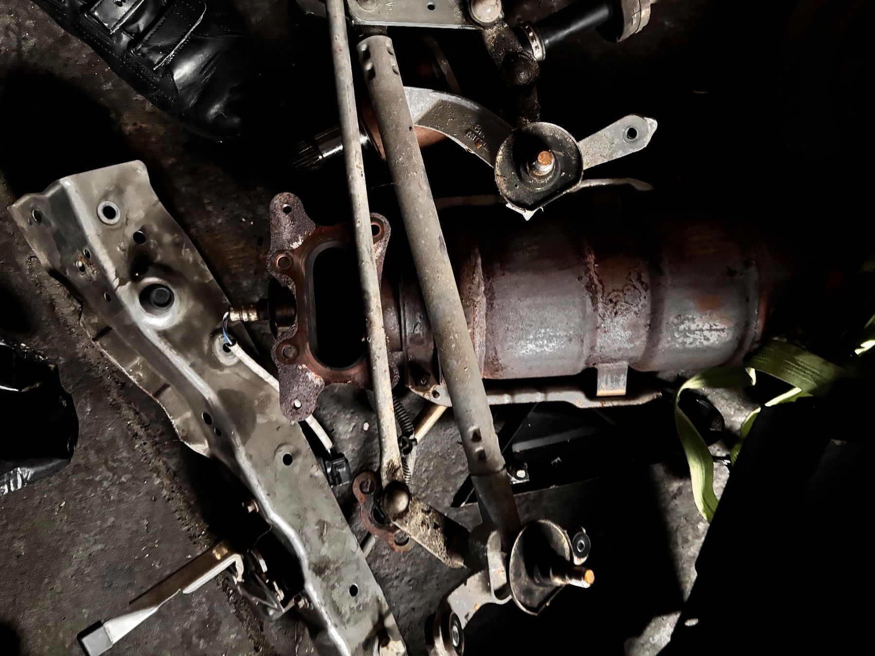 Honda Tutti pezzi di ricambio auto: HONDA CIVIC 1.8 essence pieces – Usato da Clarens venduto da mon_2g5h 8