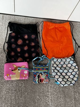 6er Set Mädchen Taschen Turnbeutel Handtasche Glitzer Disney
