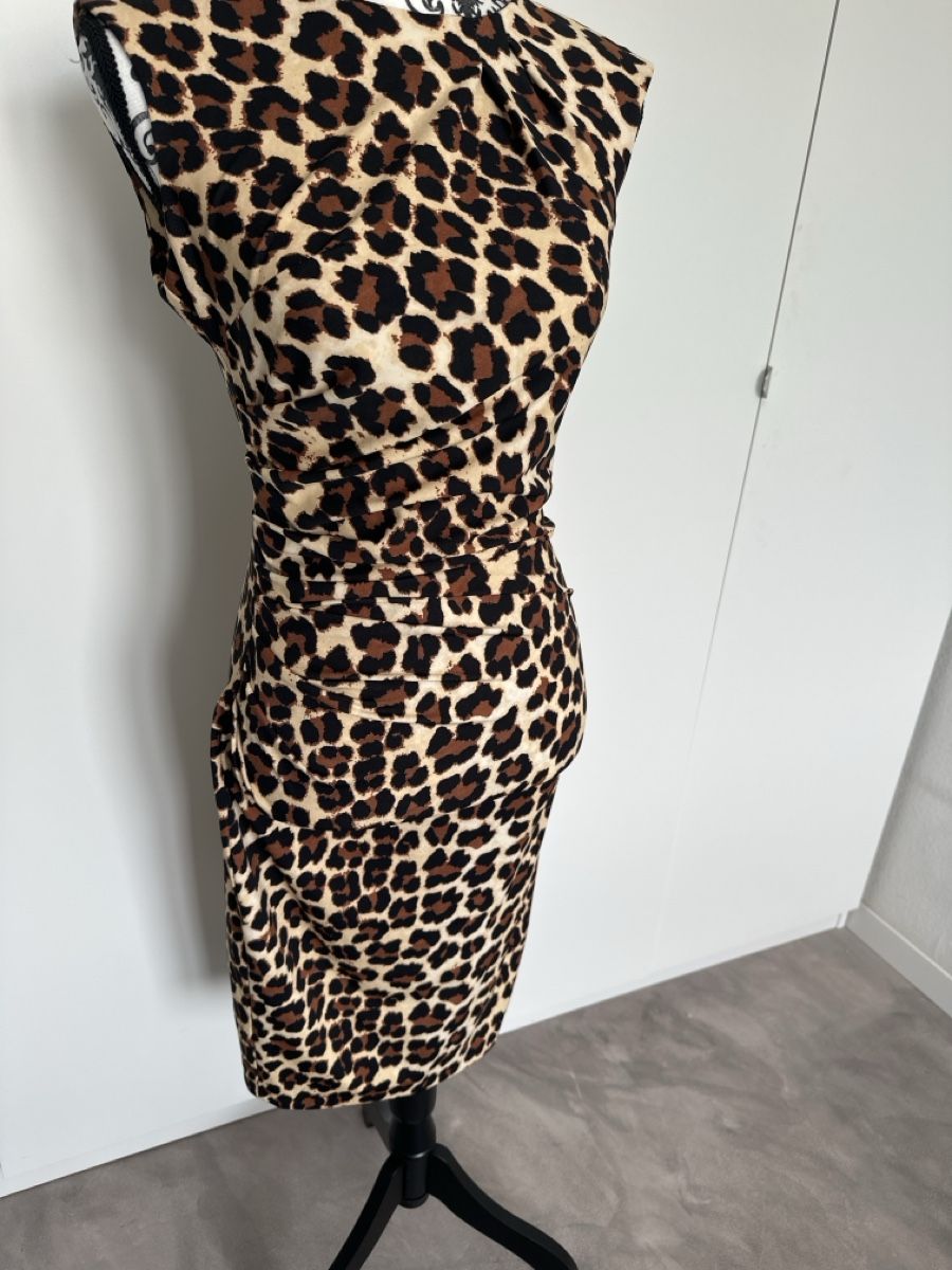 Kleider: Damen Kleid Leo Print Grösse S – Neu (gemäss Beschreibung) aus Dietikon von vithya88 1