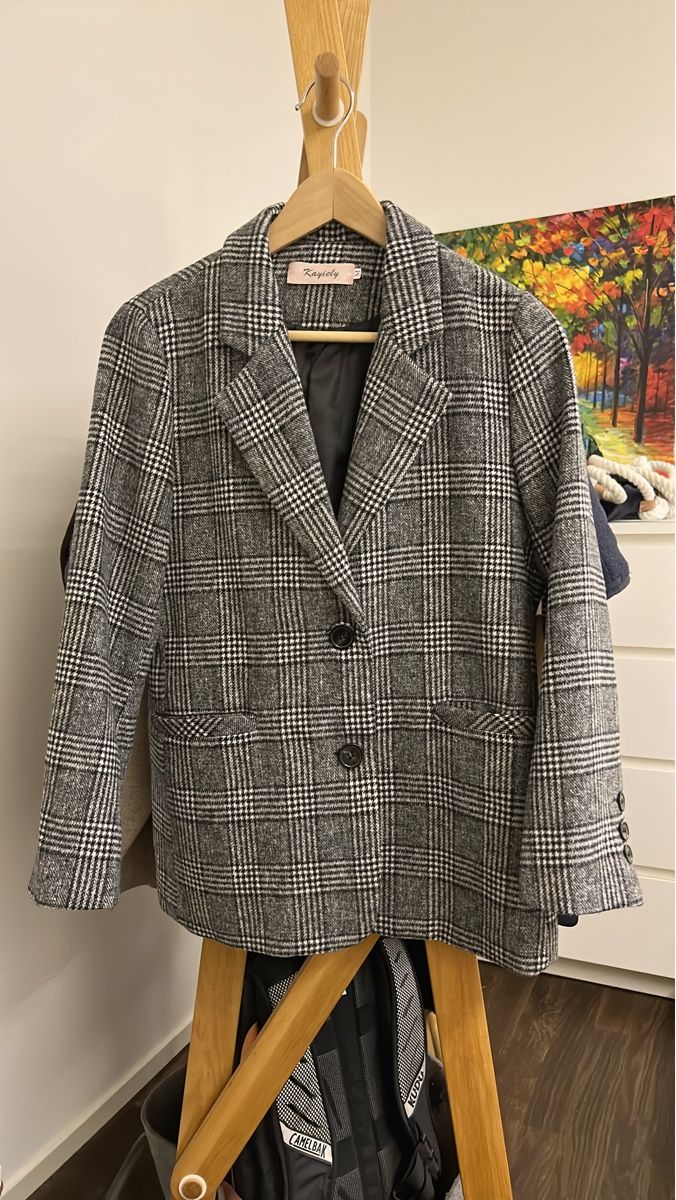 Cappotti: Stylish Checkered Blazer - Perfect for Spring/Autumn Layer – Nuovo (secondo la descrizione) da Zug venduto da luc_8rvs