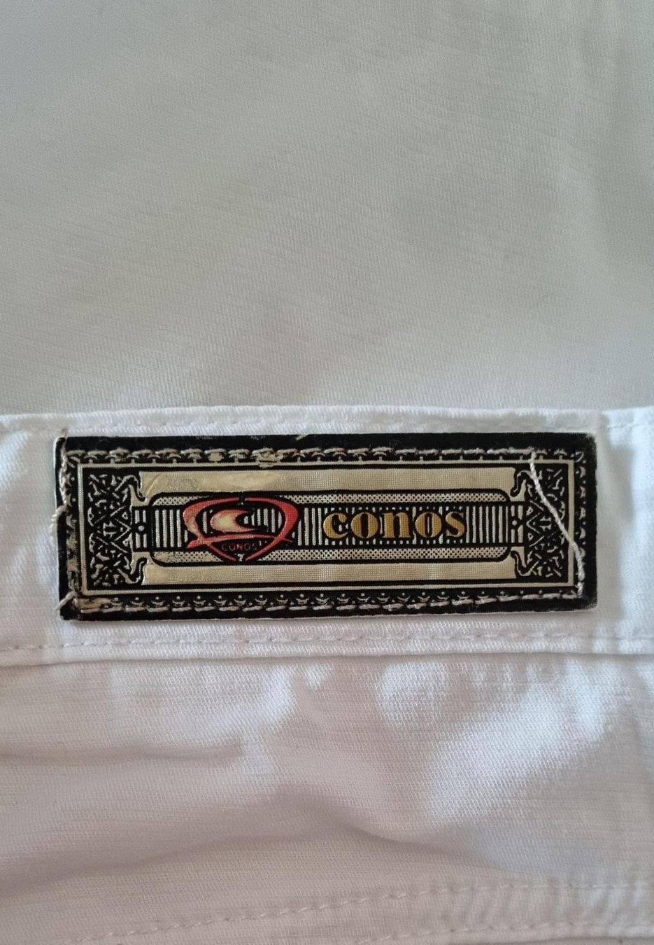 Pantaloni: Bermuda CONOS T 54 – Usato da Tolochenaz venduto da nieeva 5
