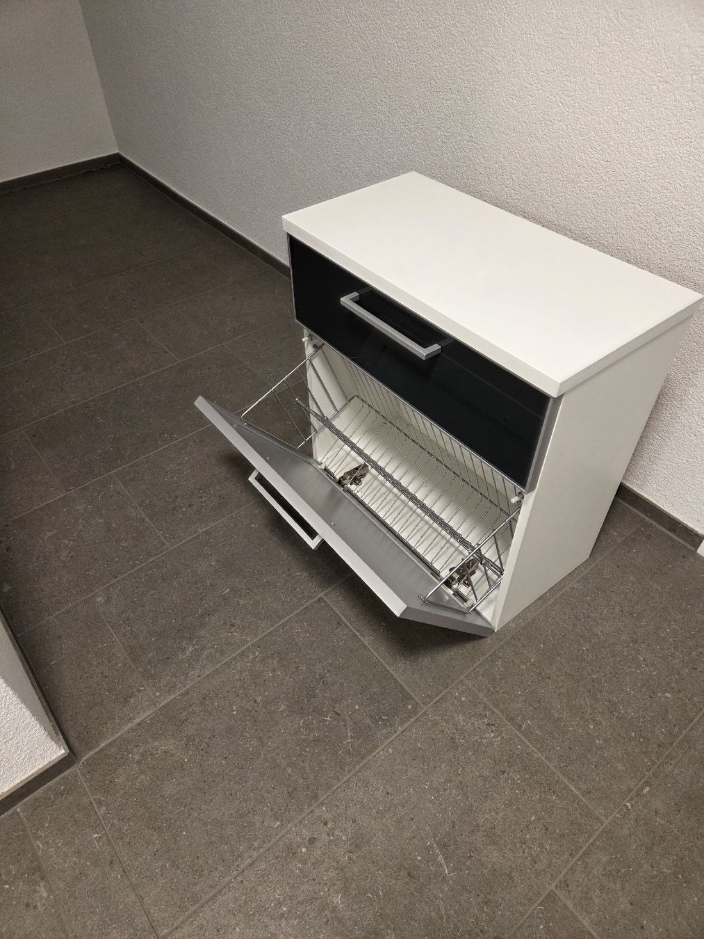 Scaffali: Kleines Schuhregal – Usato da Untersiggenthal venduto da Rofey 2